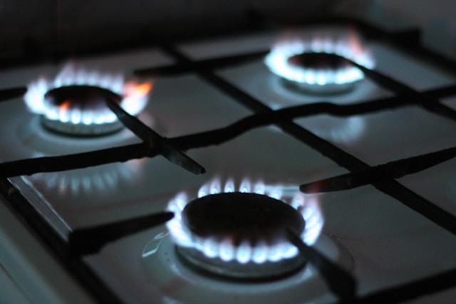 Tips For Longevity And Performance For Your 3 Burner Gas Stove