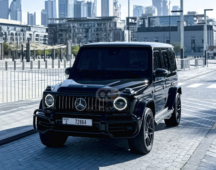 Explore Dubai in Style with Luxury Car Rentals and Premier Services